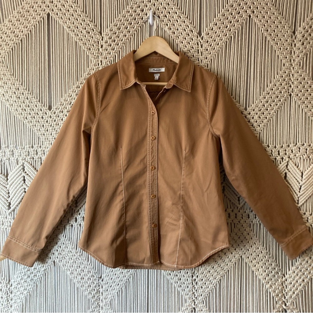 NWT Madewell Darted Button-Up Shirt in (Re)generative Chino - Picture 5 of 10